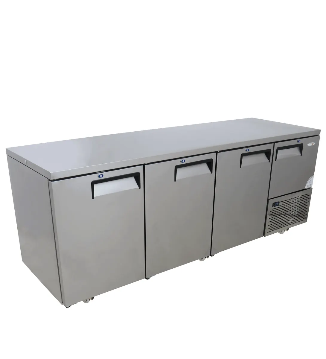 3.5 door under bar fridge - plain top (893 lt) — commercial catering equipment from ALUS CATERING